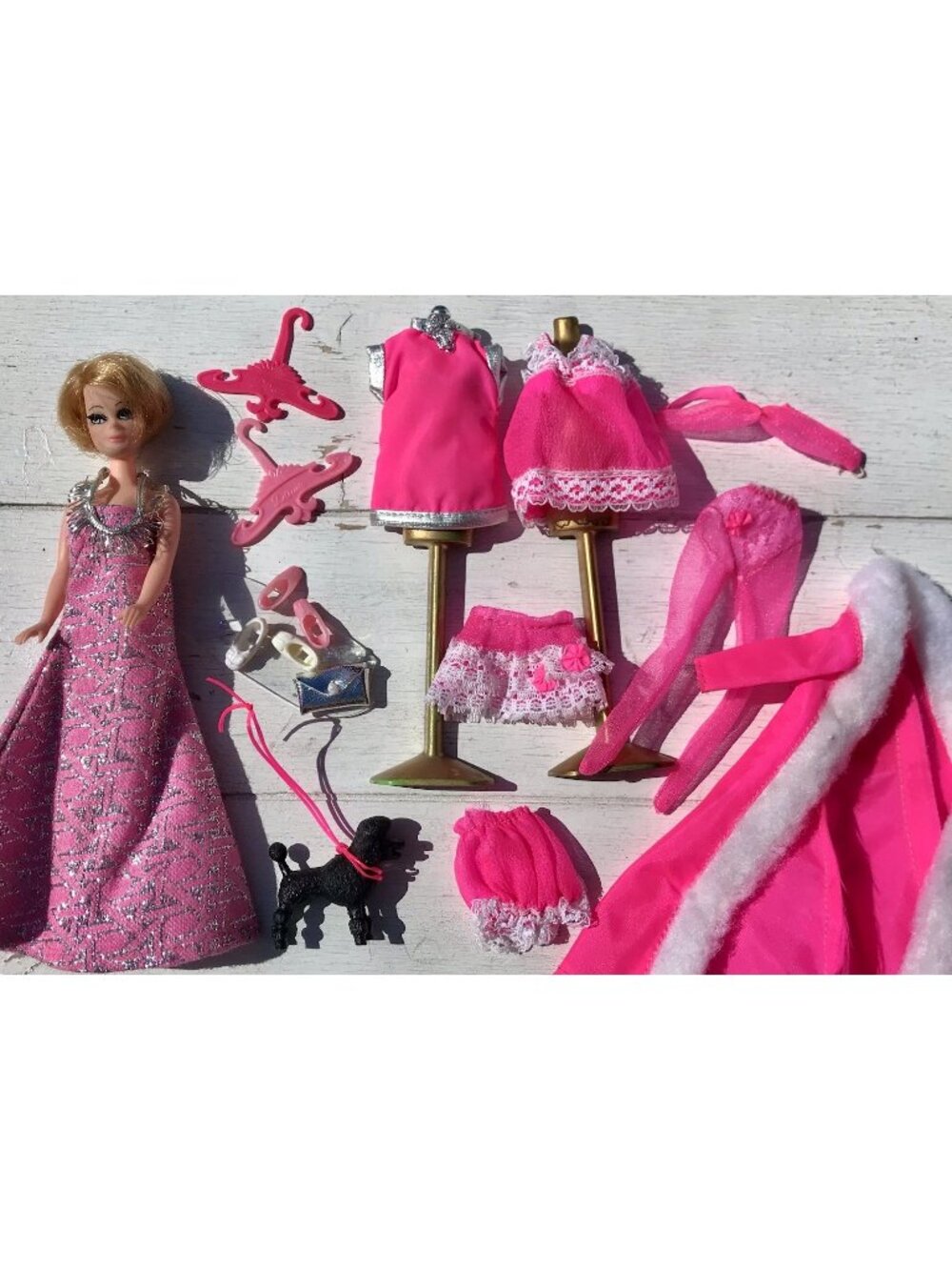 Vtg 70s MOD Topper Dawn Jessica Fashion Doll W Access Pink Dress Dog Set Lot 20